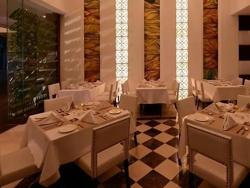 The Galgotias Hotel Gurugram Gurgaon Indien